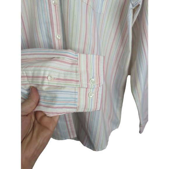 Cabin Creek Women's Wrinkle Free Strain Release Pastel Striped Button Down sz 8 - Picture 3 of 8